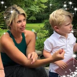 Meet your Posher, Lexie